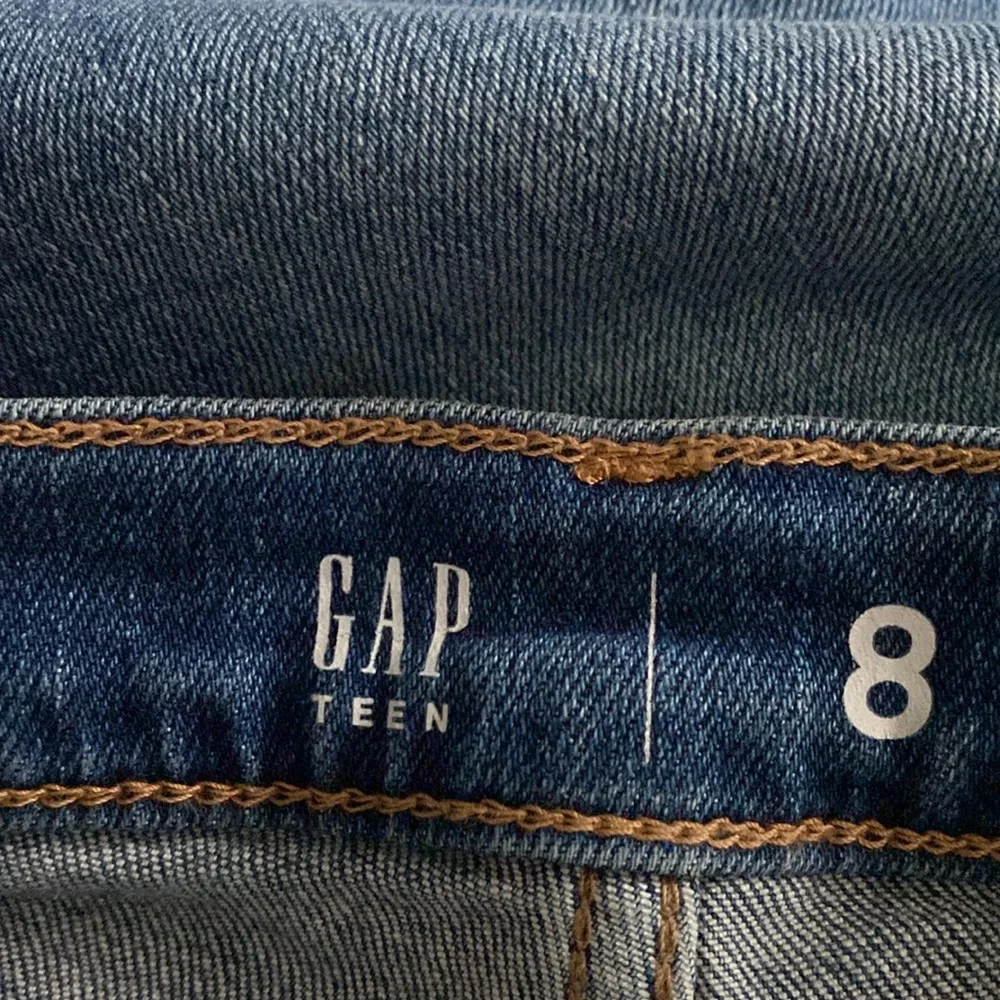 GAP Teen Low Rise Flare Jeans - Size 8 - NWT - Girls